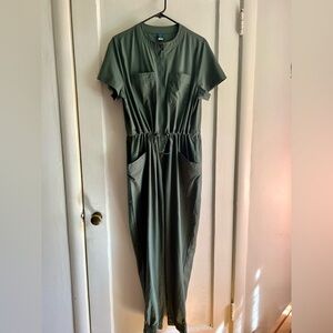 Old Navy Army-Green Utility Jumpsuit (zip closure). NEVER WORN.